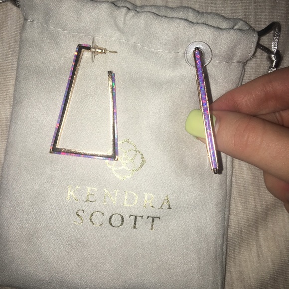 Kendra Scott Easton 2025